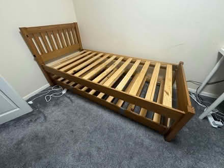 Photo of free Bed (HP6) #2