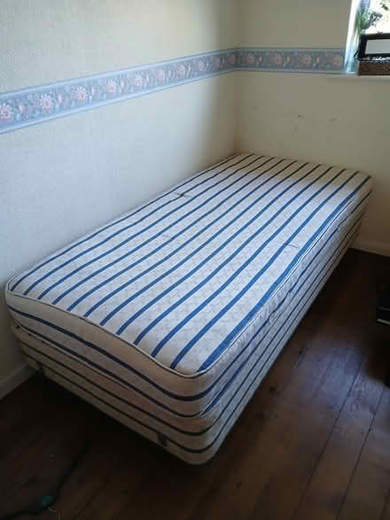 Photo of free Single bed (Sutton Park) #2