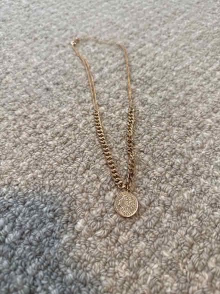 Photo of free Necklace with pendant (19803) #1