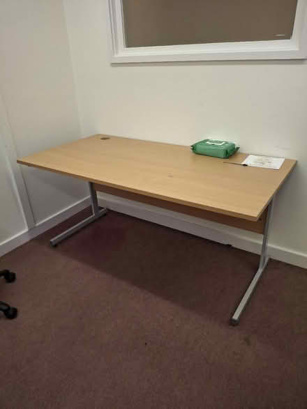 Photo of Office desks (Cowley Oxford) #1