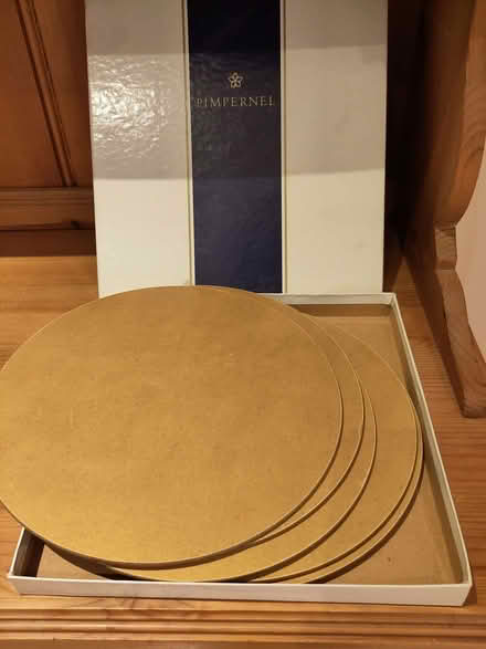 Photo of free Set of round placemats (Berkhamsted HP4) #1