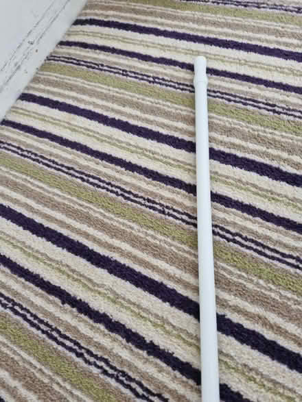 Photo of free Tension rod approx 150-250cm (Falsgrave, Scarborough) #1