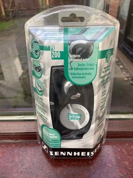 Photo of free Sennheiser wired headphones (UB8 3NA) #1