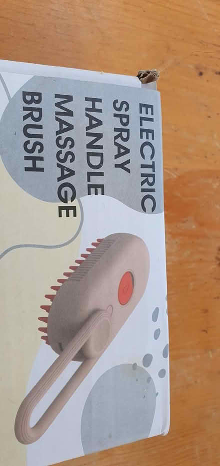 Photo of free cat/ dog massage brush (Hengistbury Head BH6) #3