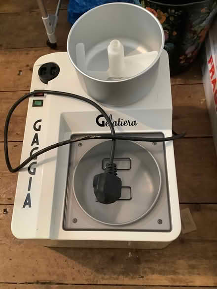 Photo of free Ice cream maker (Wimborne BH21) #1