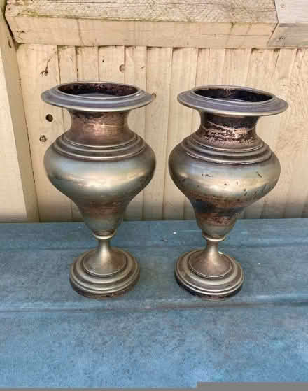 Photo of free Decorative vases (Bricket Wood AL2) #1