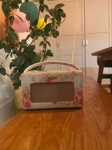 Photo of free Robert’s Radio (St Margarets TW1) #1