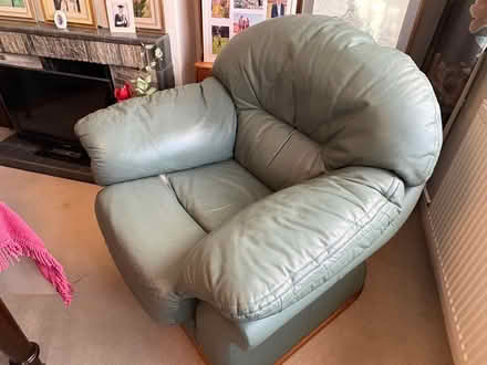 Photo of free Leather 3 piece suite (Near Blackmore CM15) #3