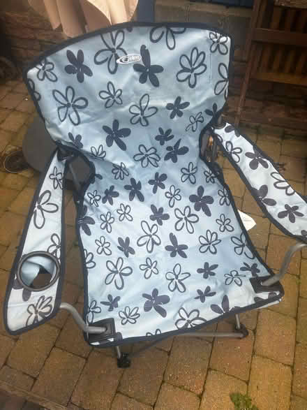 Photo of free Folding Chair In Bag (Magheralave BT27) #2