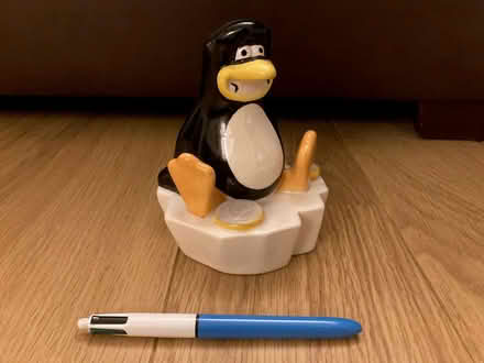 Photo of free Penguin money box (Whitegrove RG42) #1