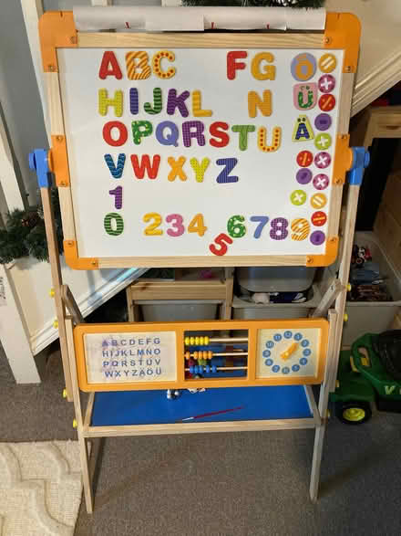 Photo of free Child’s easel (Long Hanborough OX29) #1