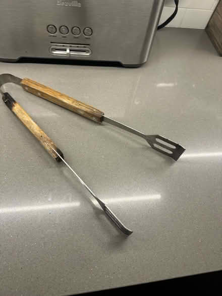 Photo of free USED BBQ Tongs (South Pasadena) #1