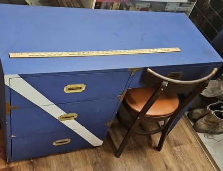 Photo of free desk & chair (friendswood tx 77546) #1