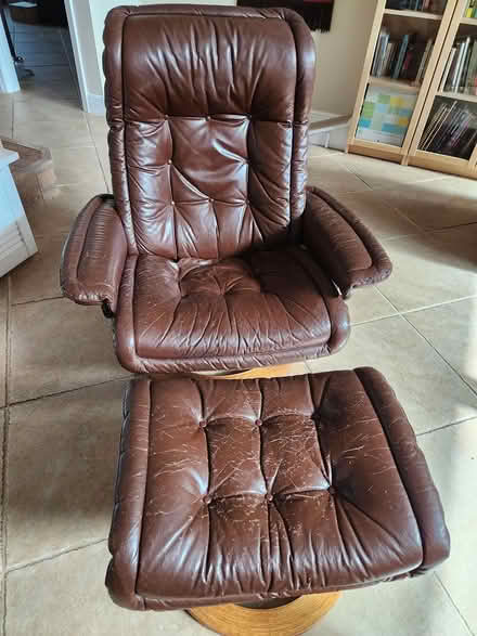 Photo of free leather recliner & footstool (Palm City, Seagate Harbor) #1