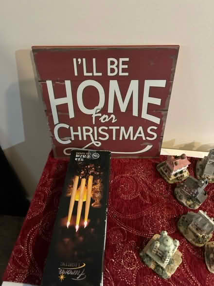 Photo of free Christmas Decor Bundle (South Philadelphia) #1