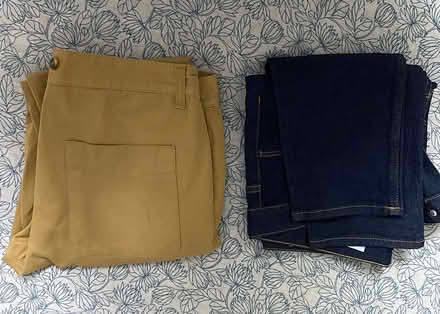 Photo of free Men pants (L3R 7G4) #1