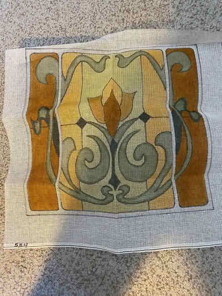 Photo of free Needlepoint Pillow Cover (East side of Columbia) #1