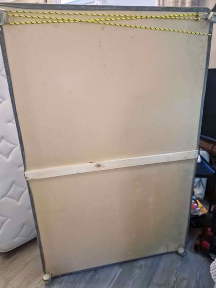 Photo of free King size ottoman bed (Lennoxtown G66) #2