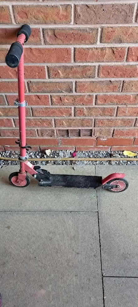 Photo of free Child's Scooter (Felinfach LD3) #2