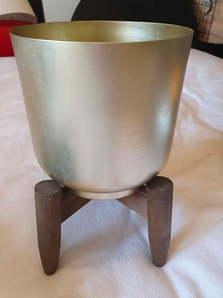 Photo of free Small Gold & wooden plant pot (RG23 Winklebury) #1