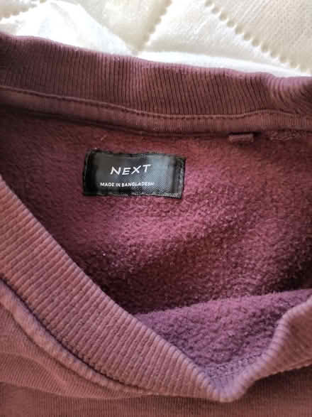 Photo of free Kid's maroon sweatshirt 10 yrs (L1 Liverpool City Centre) #2