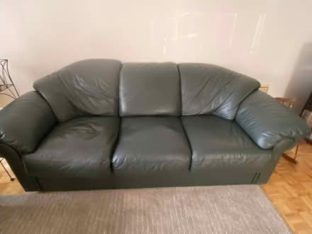 Photo of free Leather sofa and love seat (Lasalle, Quebec) #2