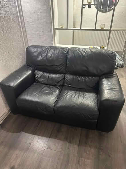 Photo of free 2 and 3 seat sofa (Highway SL6) #2