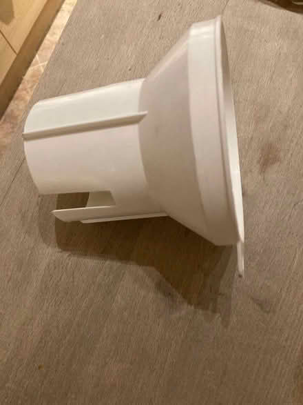 Photo of free Hotpoint dishwasher salt dispenser (Winter's Bridge KT7) #2