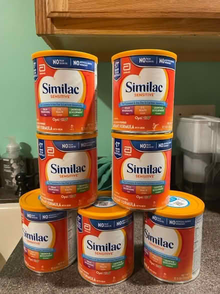 Photo of free Baby formula Similac (Woodbridge) #2