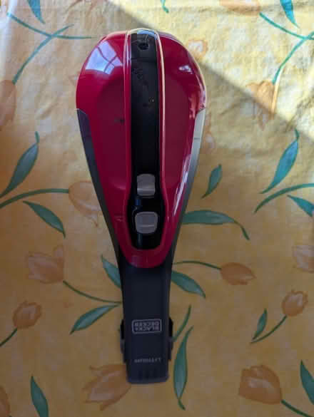 Photo of free B&D hand vac, needs new batteries (Brighton) #1