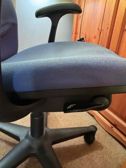 Photo of free Office chair (Eye,) #3