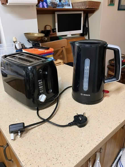 Photo of free Toaster (Meole Brace SY3) #1