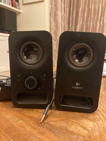 Photo of free Logictec mini computer speakers (Bear Flat) #1