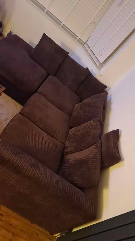 Photo of free Small corner sofa (Wellingborough) #1