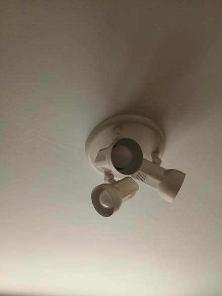 Photo of free Ceiling light (SE12) #1