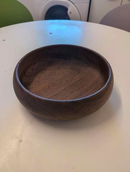 Photo of free Wooden fruit bowl (Sandridge AL4) #1