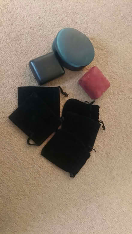 Photo of free Jewellery boxes and bags (AB41) #1