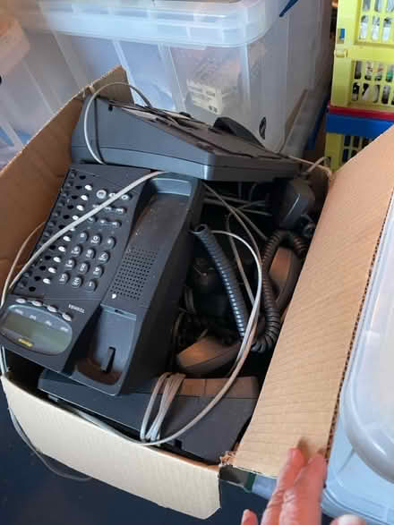 Photo of free Toshiba digital telephone system (IG10 high beech) #4