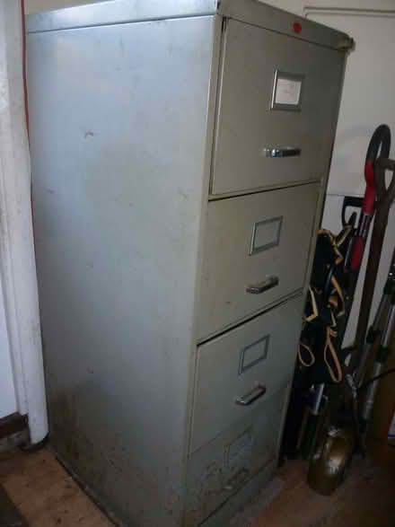 Photo of free vintage heavy steel filing cabinet (The Nurserylands TW12) #2