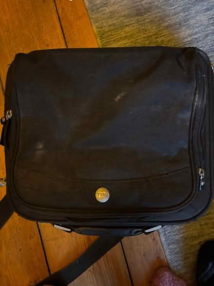 Photo of free Laptop bag (Greaves LA1) #1