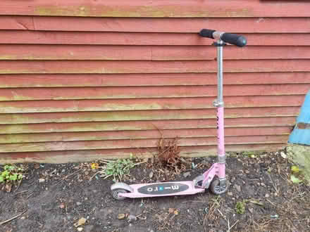 Photo of free Micro kids scooter - pink, 2 wheels (Hanworth TW13) #1