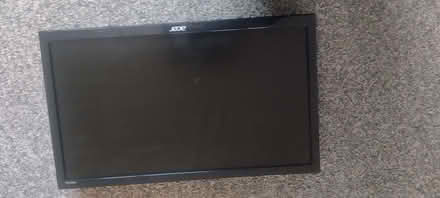 Photo of free Computer monitor (Pollards Hill SW16) #2