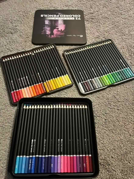 Photo of free Art pencils and sketch books (Dover) #2