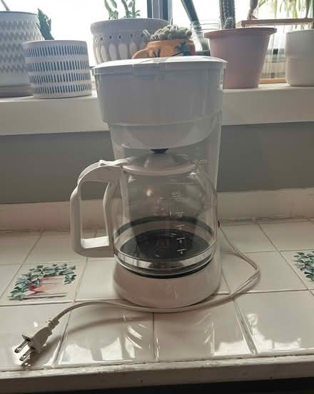 Photo of free Semi-functional coffee machine (Otterbein) #1