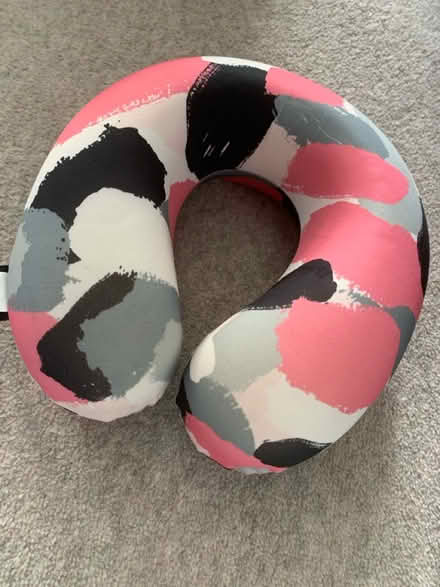 Photo of free Travel Neck pillow (RH13) #1