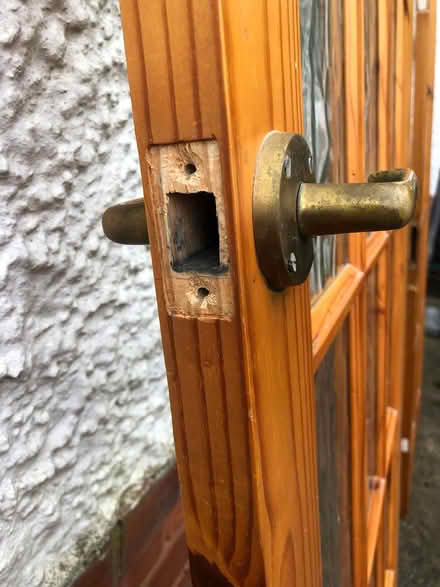 Photo of free Door, Internal, glass panels, Pine (Countesthorpe, LE8) #2