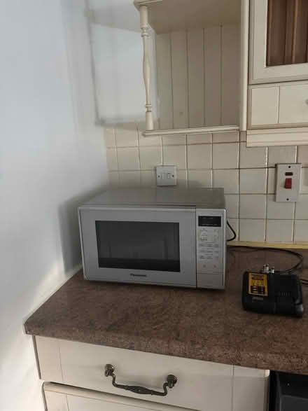 Photo of free Microwave (SE28) #1