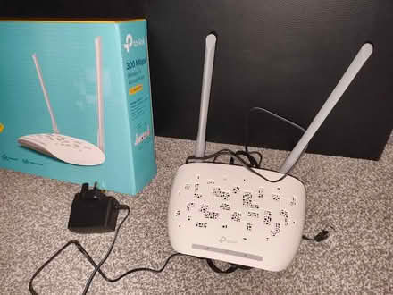 Photo of free TP-Link Wireless Access Point (Central Watford WD18) #1