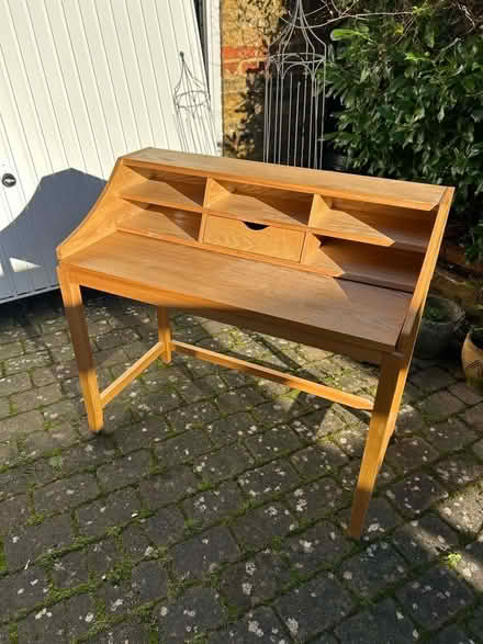 Photo of free Desk (Bourne End SL8) #2