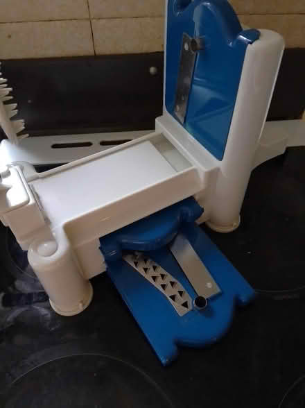 Photo of free Spiralizer With Three Attachments (Blandford Forum, DT11) #1